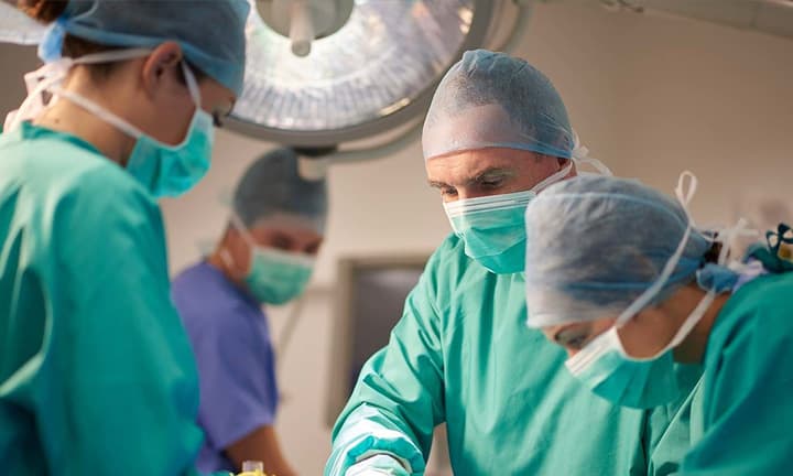 Le Centre de Médecine & Chirurgie Esthétique | Dr Pierre Courchesne